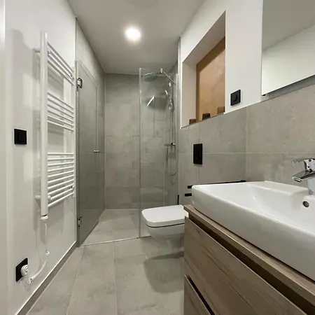 Exklusives Wohnen Im Historischen Wasserturm Dem Highlight Von We 212 *